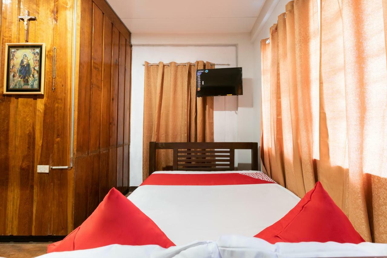 Oyo 122 The Peak Pines Pension Baguio City Екстер'єр фото