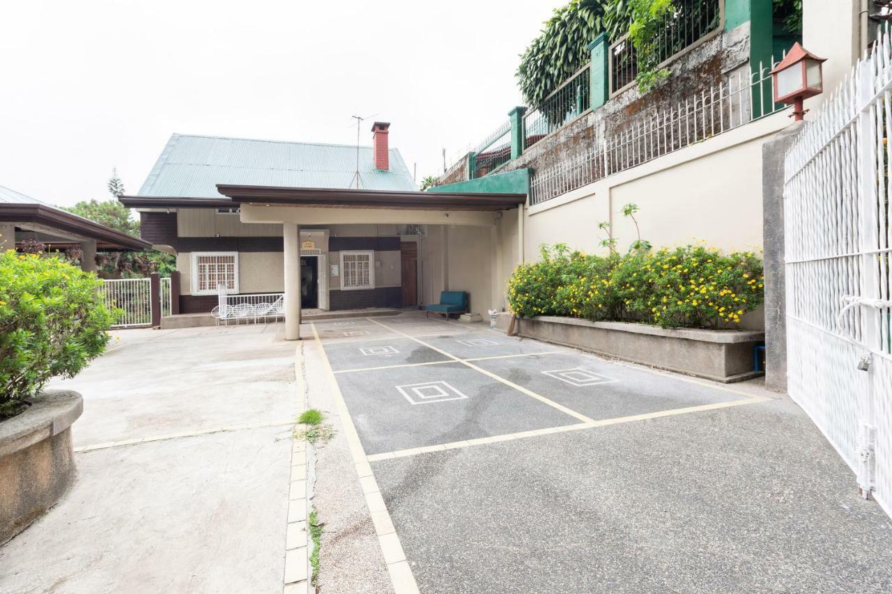 Oyo 122 The Peak Pines Pension Baguio City Екстер'єр фото